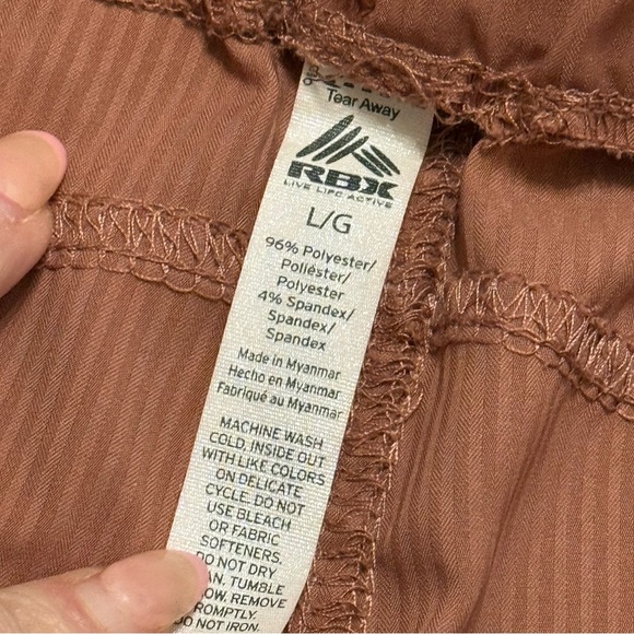 Reebok Athletic Pants size LARGE - Picture 3 of 5